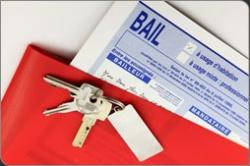 LE BAILLEUR QUI NE JUSTIFIE PAS D’UN MOTIF GRAVE EXPLIQUANT LA NON REALISATION DU MOTIF DONNE A L’OCCASION DU CONGE EST REDEVABLE AU LOCATAIRE DE L’INDEMNITE D’EVICTION TELLE QUE PREVUE PAR LA LOI LE BAILLEUR QUI NE JUSTIFIE PAS D’UN MOTIF GRAVE EXPLIQUANT LA NON REALISATION DU MOTIF DONNE A L’OCCASION DU CONGE EST REDEVABLE AU LOCATAIRE DE L’INDEMNITE D’EVICTION TELLE QUE PREVUE PAR LA LOI